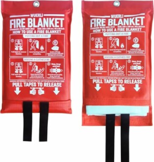 Fire blanket with usage instructions.